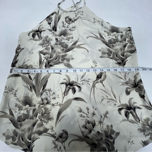 2 for$15 LOFT Monochrome Floral Camisole Size M - Picture 5 of 10